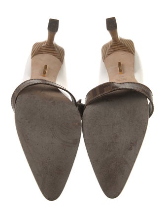 Fendi Zucca FF Logo Leather Pumps