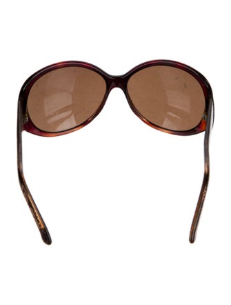 Fendi Oversize Tinted Sunglasses