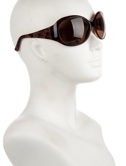 Fendi Oversize Tinted Sunglasses