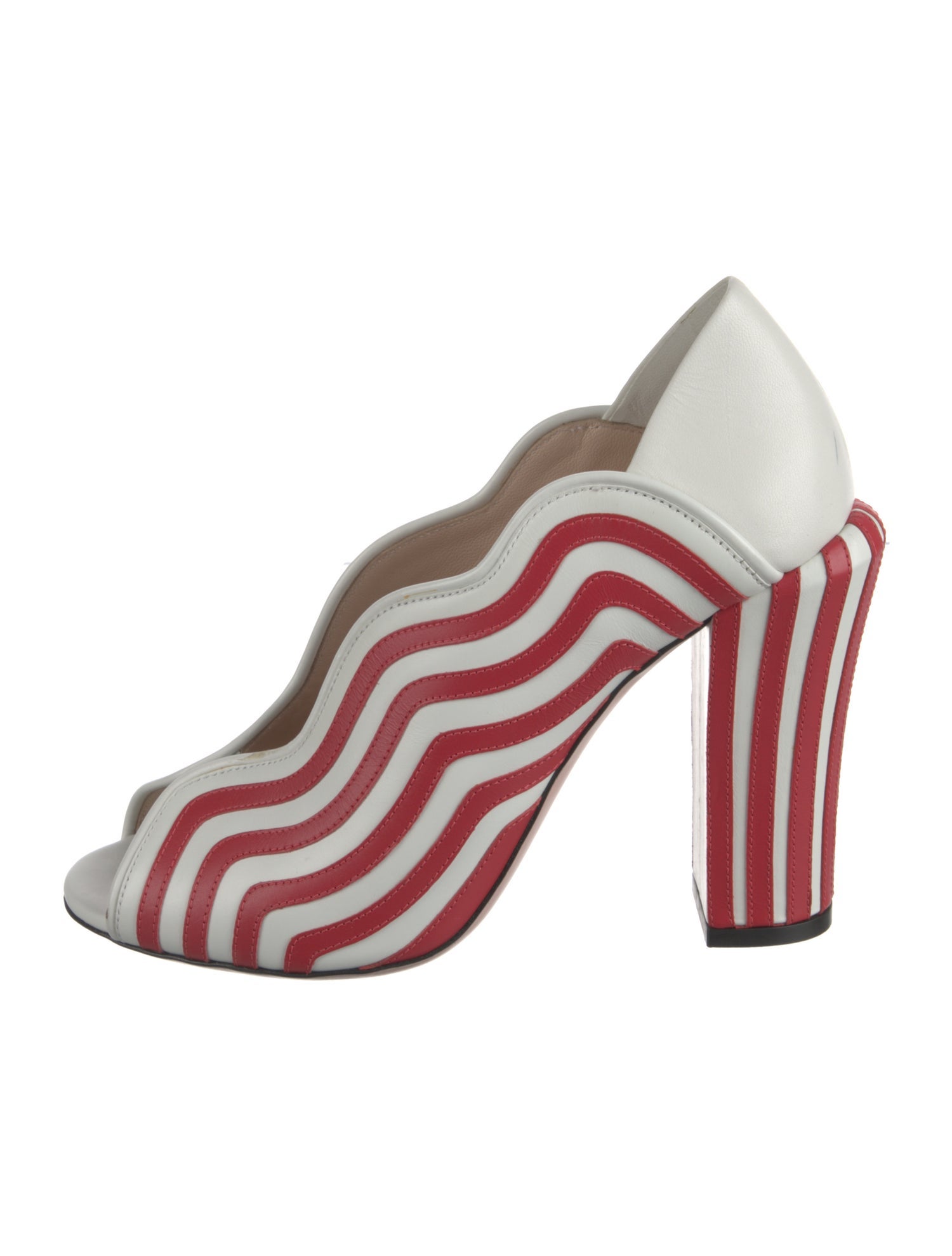 Fendi Leather Printed Pumps