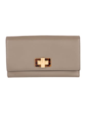 Fendi 2017 Leather Continental Wallet