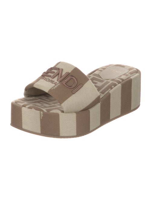 Fendi Pequin Pattern Canvas Slides