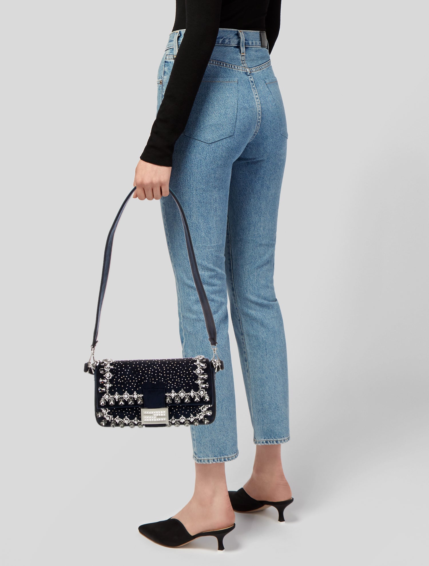 Fendi Velvet Baguette 2023