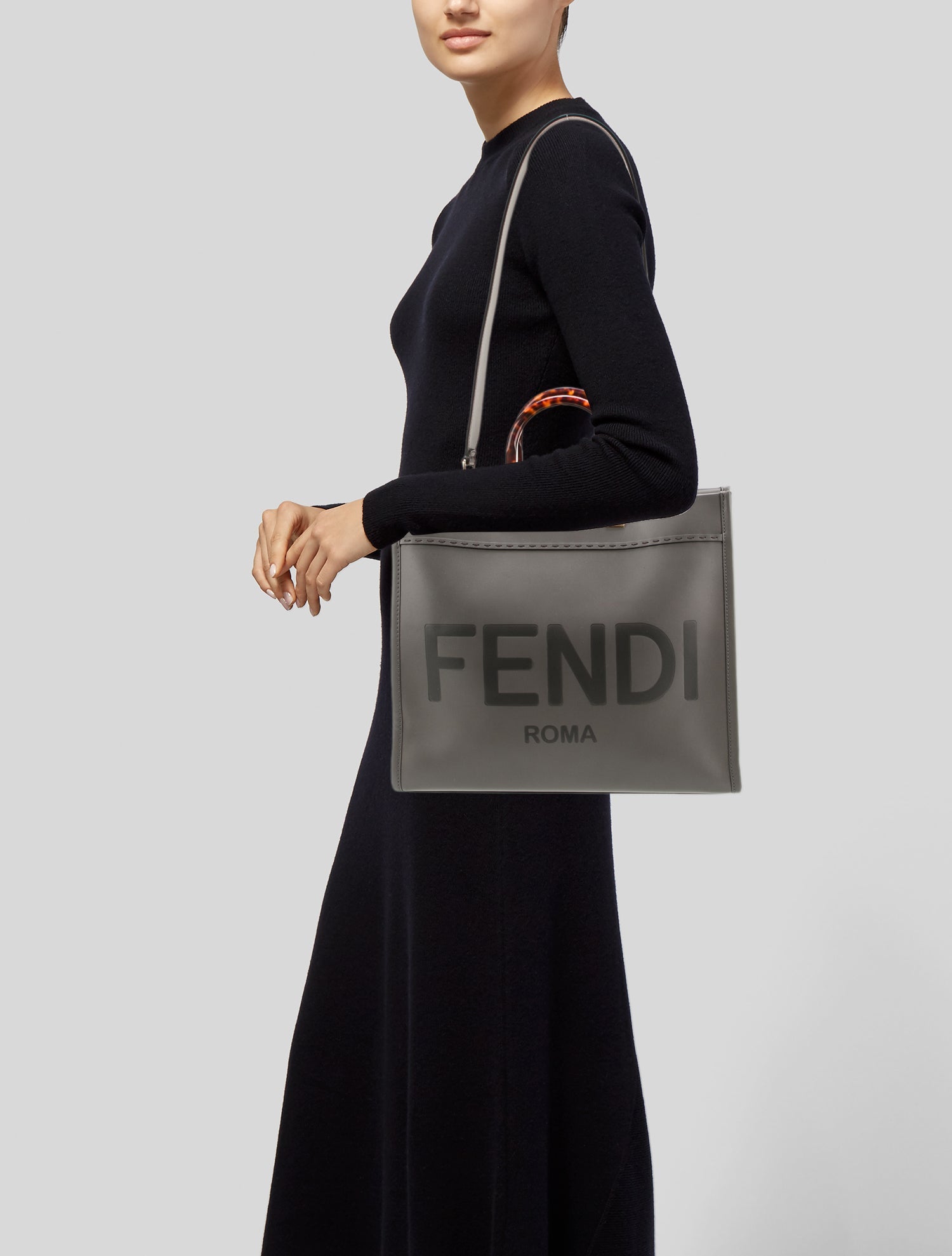 Fendi Leather Sunshine Medium 2022 w/ Tags