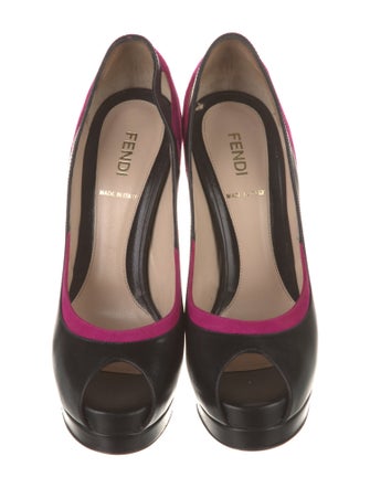 Fendi Leather Colorblock Pattern Pumps