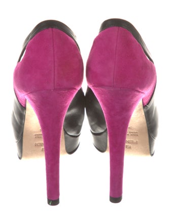 Fendi Leather Colorblock Pattern Pumps