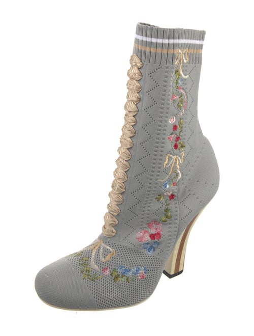 Fendi Patterned Embroidered Accent Pumps