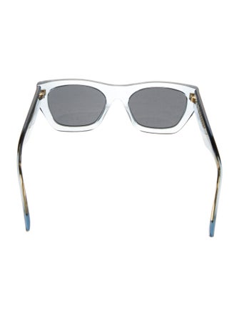 Fendi Wayfarer Tinted Sunglasses