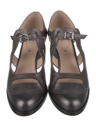 Fendi Leather Pumps