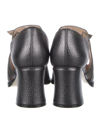 Fendi Leather Pumps