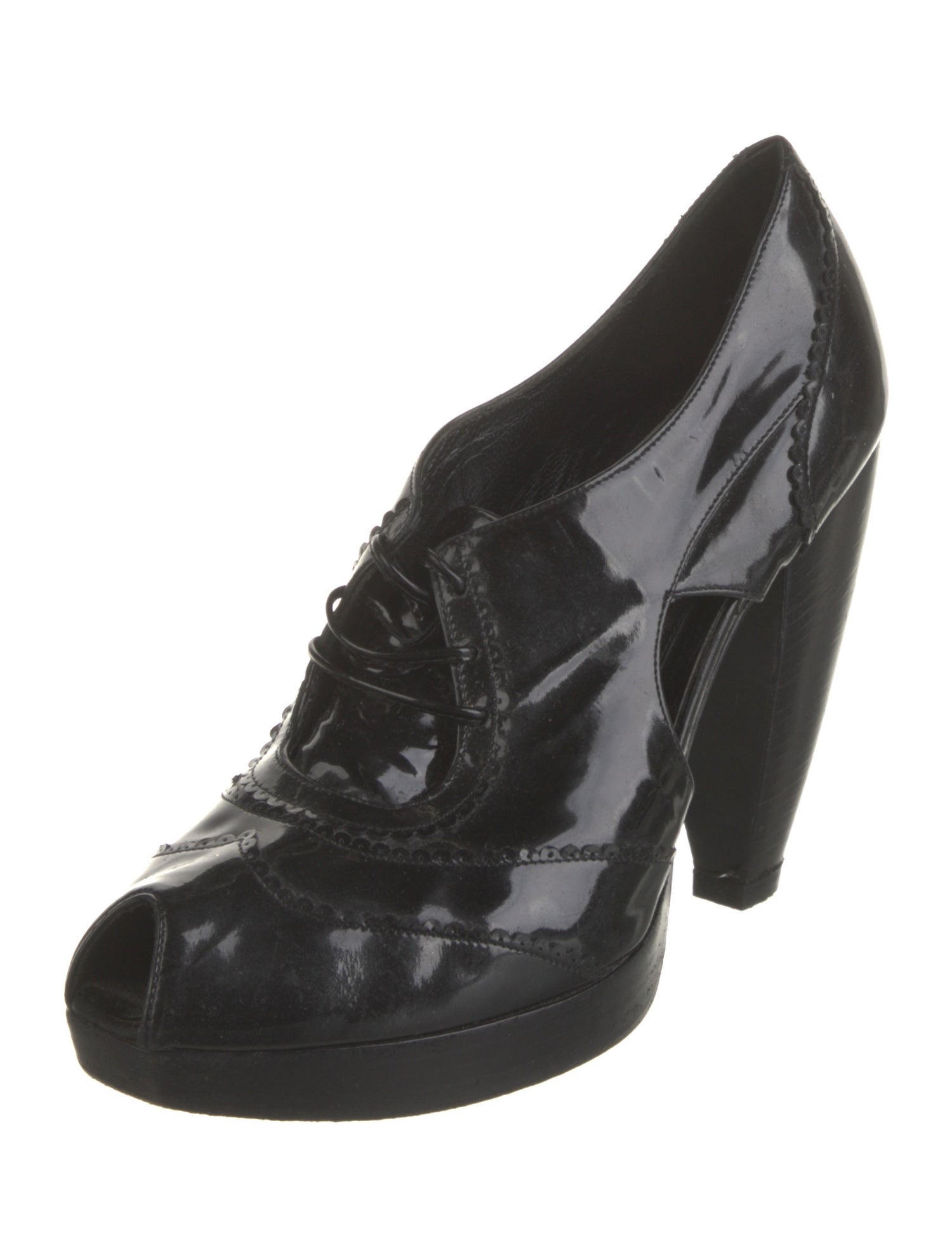 Fendi Patent Leather Cutout Accent Pumps