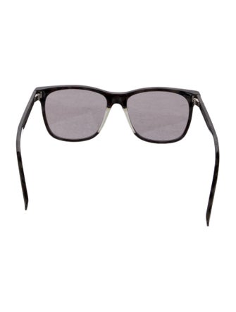 Fendi Wayfarer Tinted Sunglasses