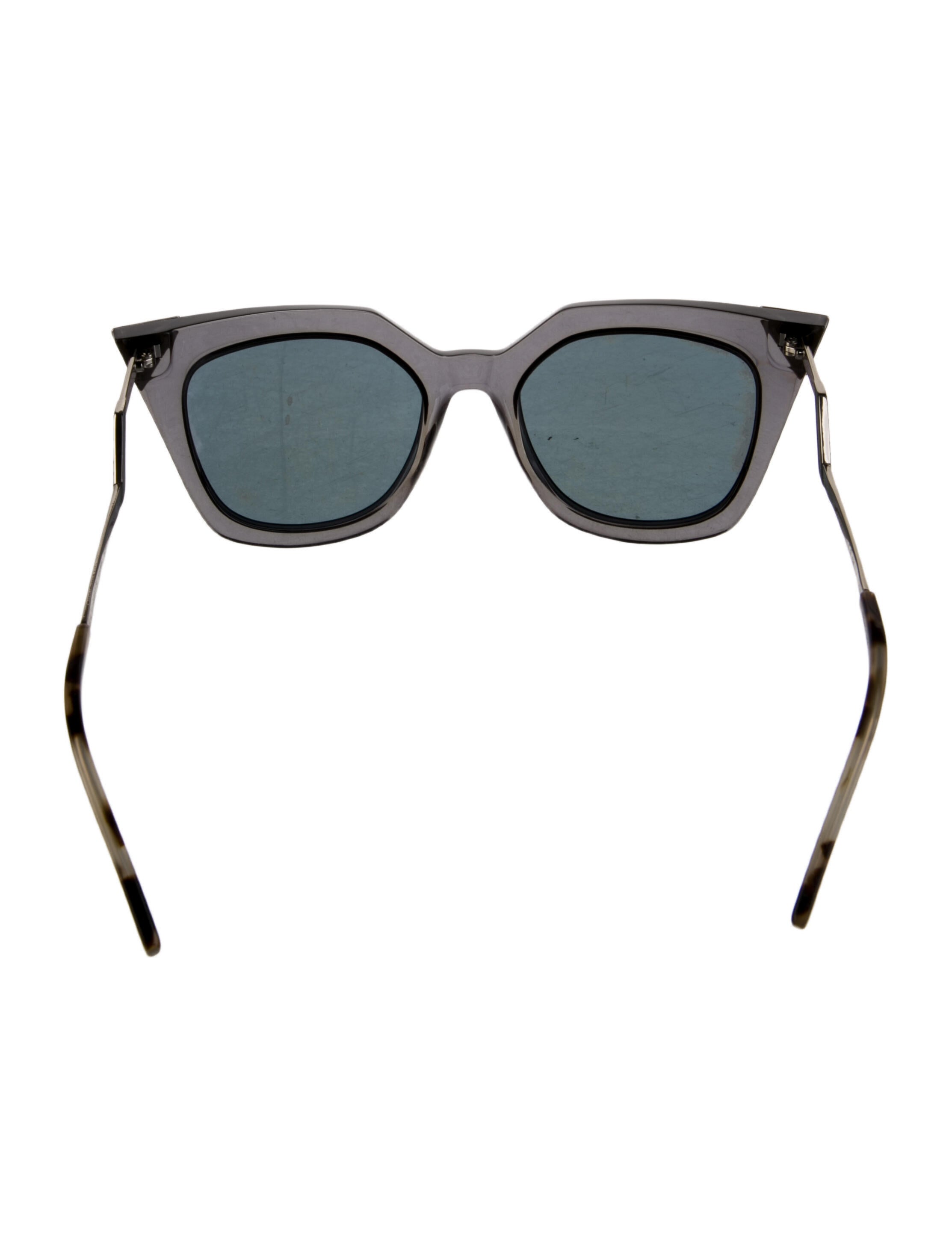 Fendi Wayfarer Tinted Sunglasses