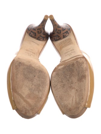 Fendi Zucca FF Logo Patent Leather Slides