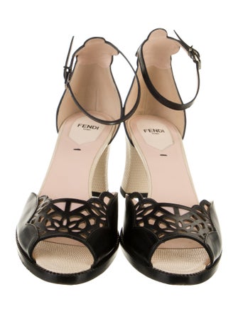 Fendi Leather D'Orsay Pumps