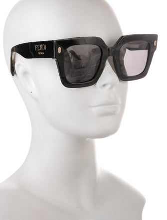 Fendi Square Tinted Sunglasses