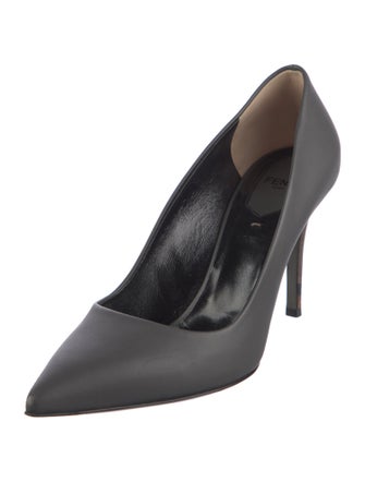 Fendi Leather Pumps