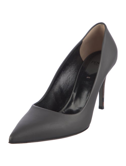 Fendi Leather Pumps