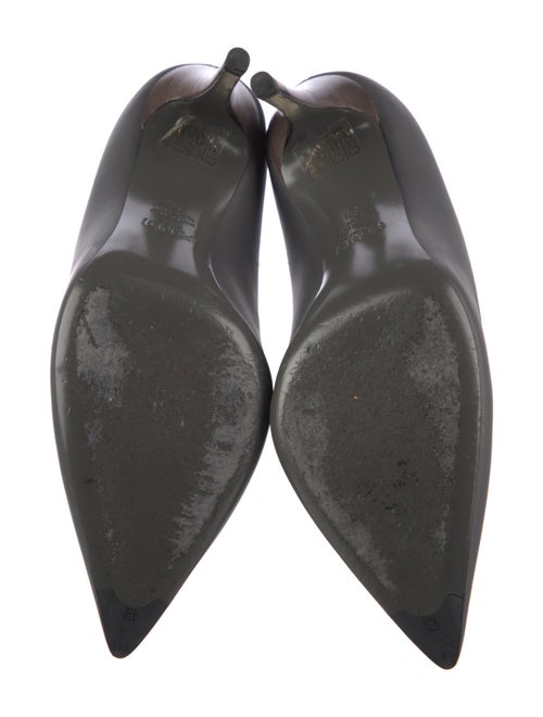 Fendi Leather Pumps