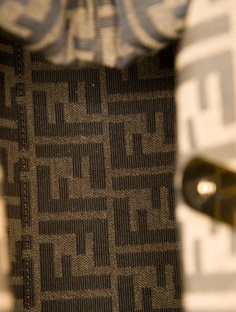 Fendi Leather First Medium 2022