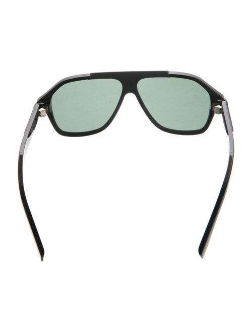 Fendi Oversize Tinted Sunglasses