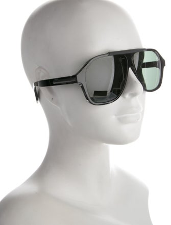 Fendi Oversize Tinted Sunglasses
