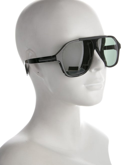 Fendi Oversize Tinted Sunglasses