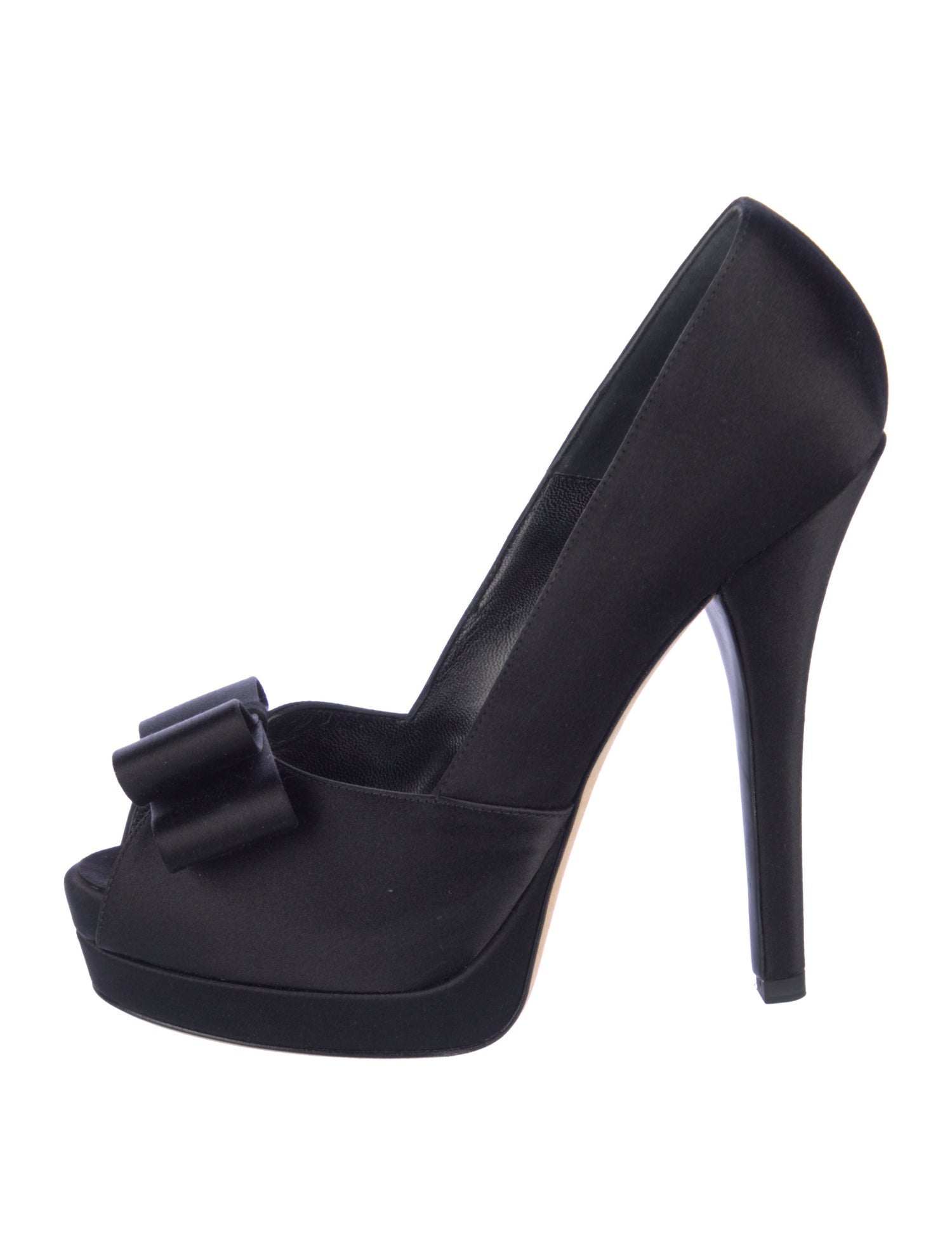 Fendi Satin Bow Accents Pumps