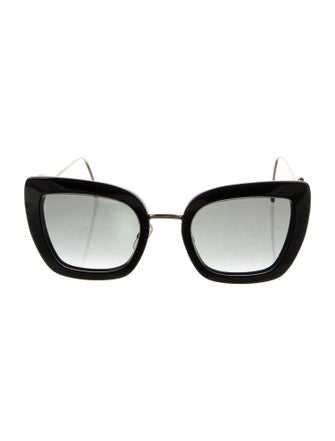 Fendi Oversize Gradient Sunglasses