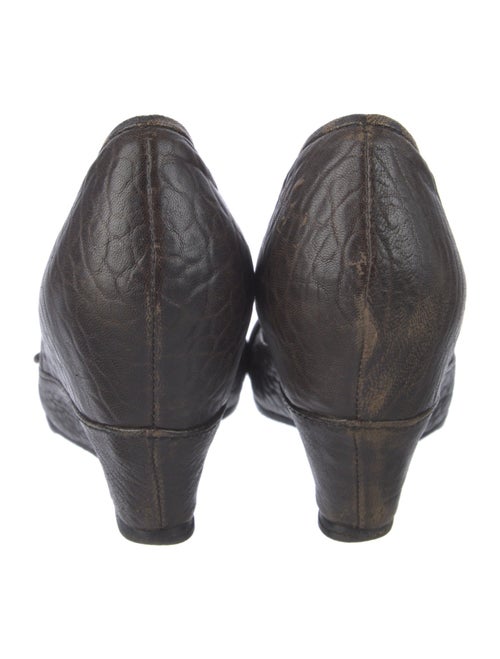 Fendi Zucca FF Logo Leather Pumps