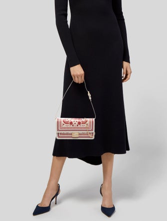 Fendi Leather Baguette Wallet On Chain 2025