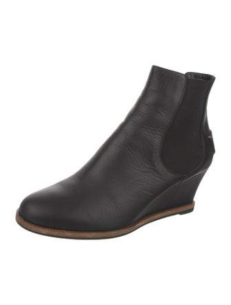 Fendi Leather Chelsea Boots