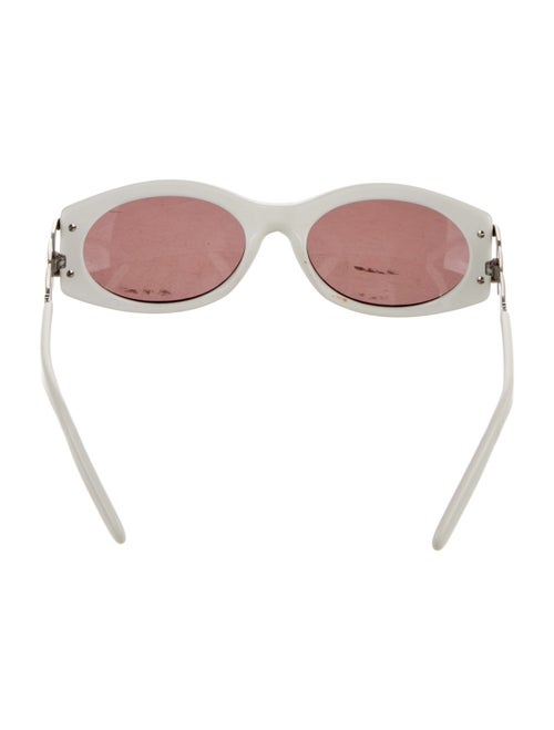 Fendi Round Tinted Sunglasses