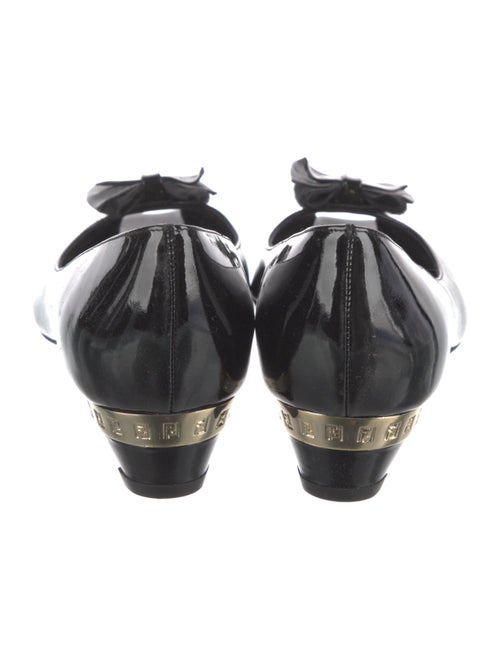 Fendi Patent Leather Bow Accents Pumps