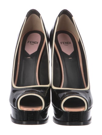 Fendi Patent Leather Pumps
