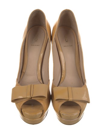 Fendi Patent Leather Bow Accents Pumps