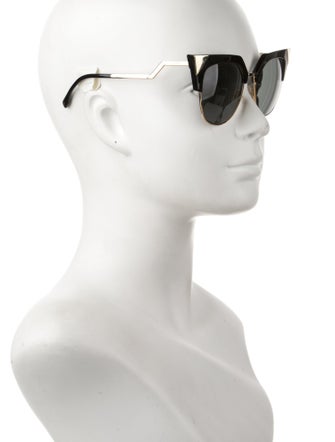 Fendi Wayfarer Tinted Sunglasses