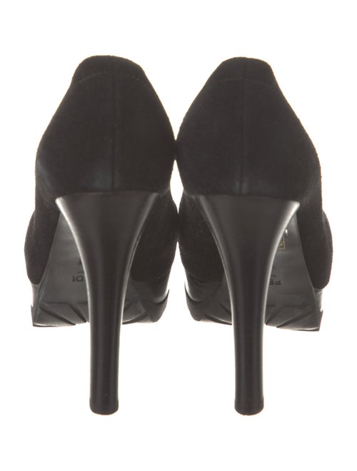 Fendi Suede Pumps