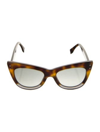 Fendi Cat-Eye Tinted Sunglasses