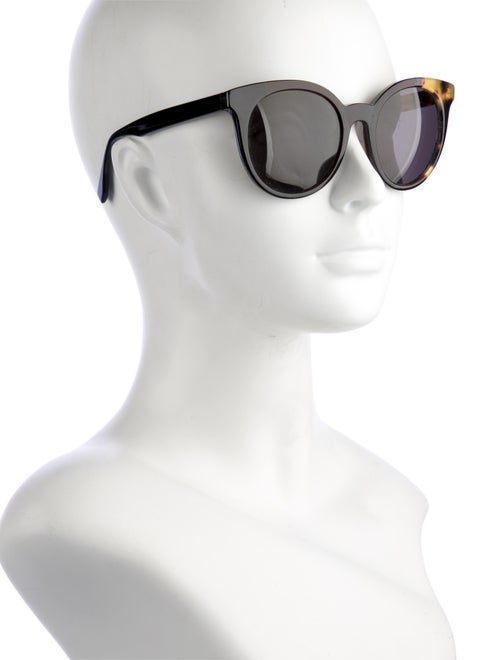 Fendi Wayfarer Tinted Sunglasses