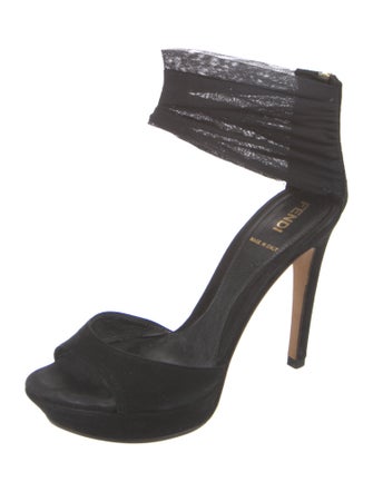 Fendi Suede Pumps