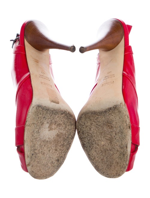 Fendi Leather Slingback Pumps