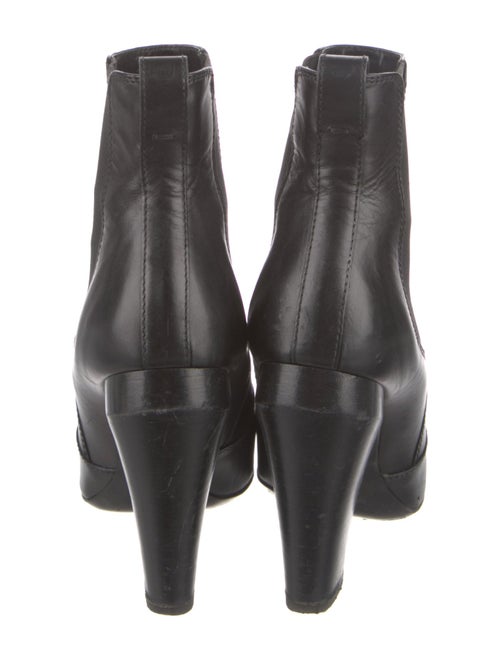 Fendi Leather Chelsea Boots