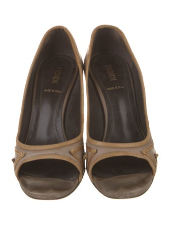 Fendi Zucca FF Logo Leather Pumps