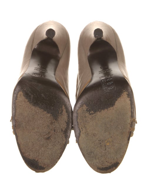 Fendi Zucca FF Logo Leather Pumps