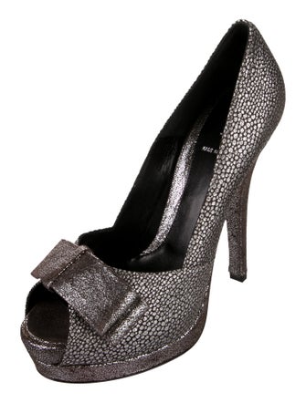 Fendi Bow Accents Pumps