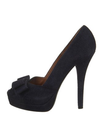 Fendi Suede Bow Accents Pumps