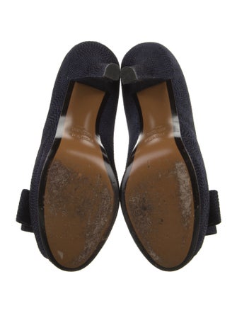 Fendi Suede Bow Accents Pumps