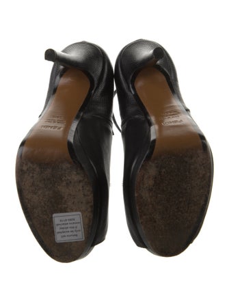 Fendi Leather Pumps