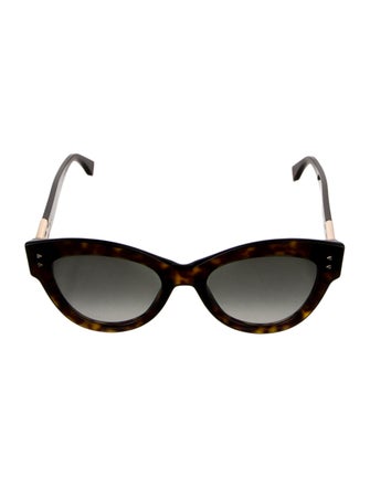 Fendi Cat-Eye Gradient Sunglasses